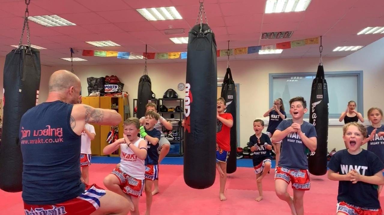 kids-thai-boxing-kickboxing-cornwall